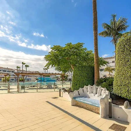 Parque Don Jose In South Of Tenerife Appartement Costa Del Silencio